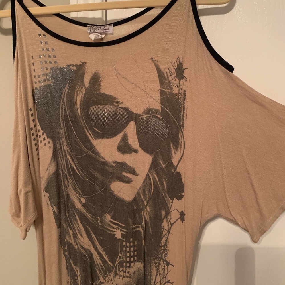 Vintage Style Cold Shoulder Shirt